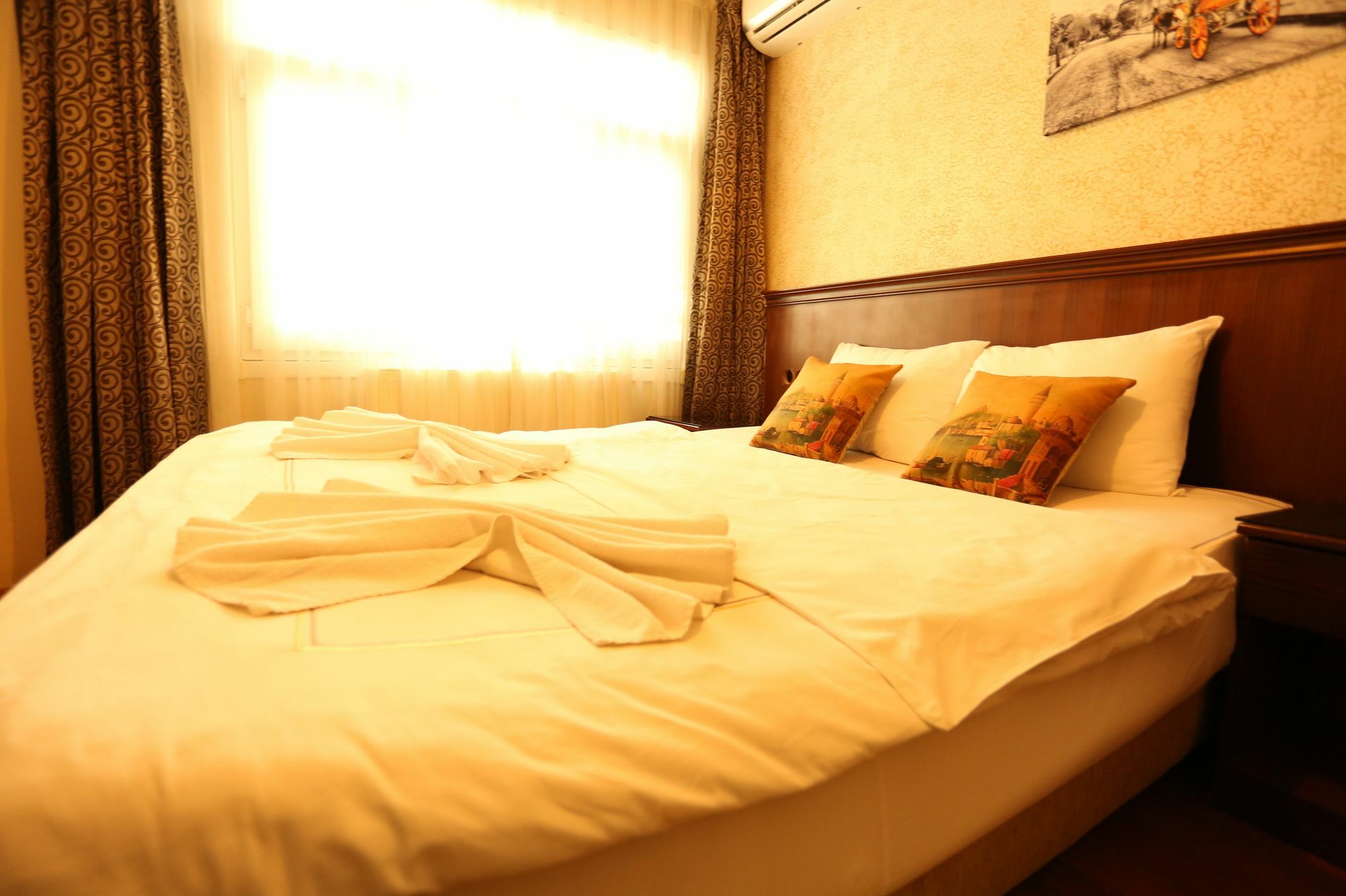 Dos Hermanos Hotel İstanbul Dış mekan fotoğraf